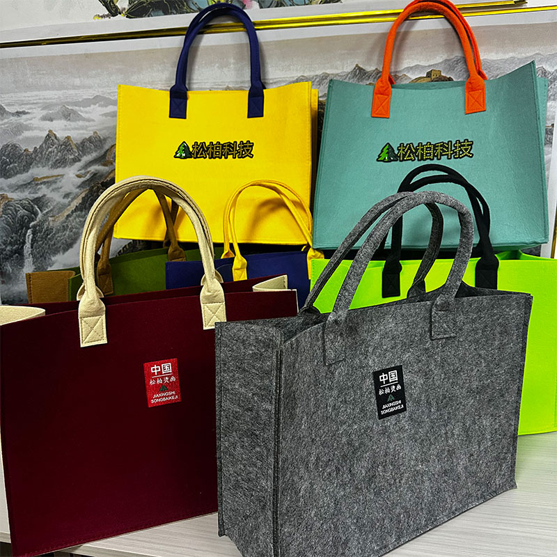 Bolsa de feltro com etiqueta de transferência de calor
